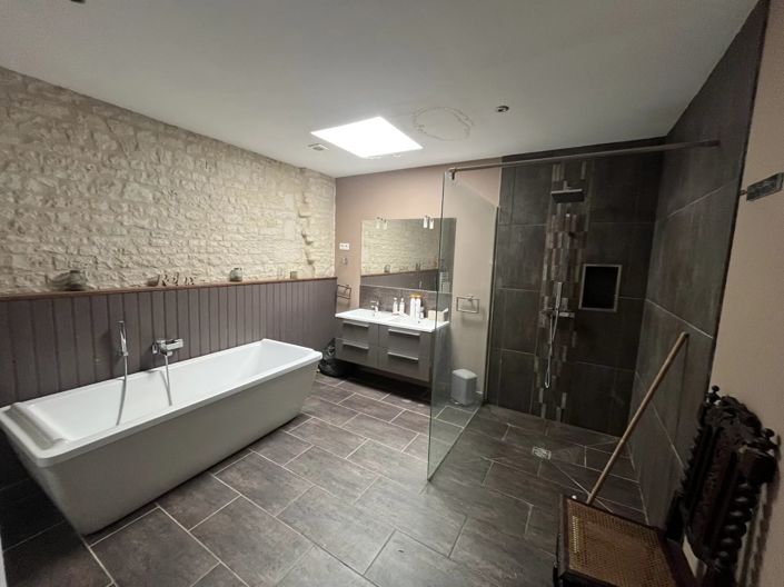 Image No.7-2 Bed House for sale