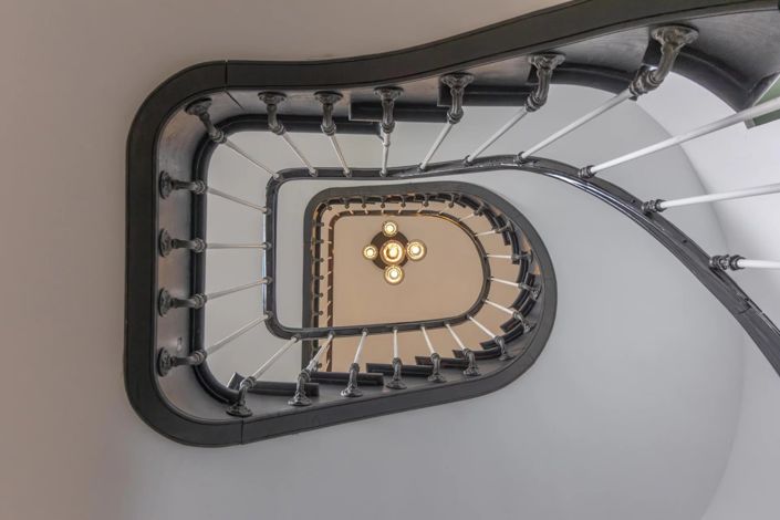 Image No.7-8 Bed House for sale