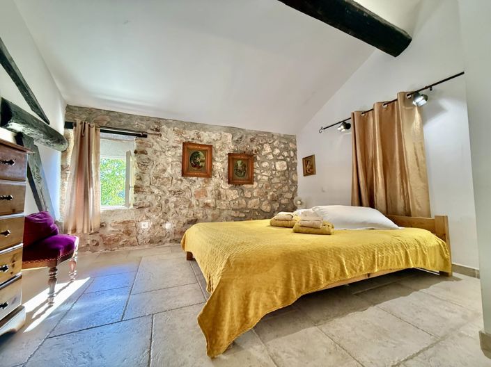 Image No.6-4 Bed House for sale