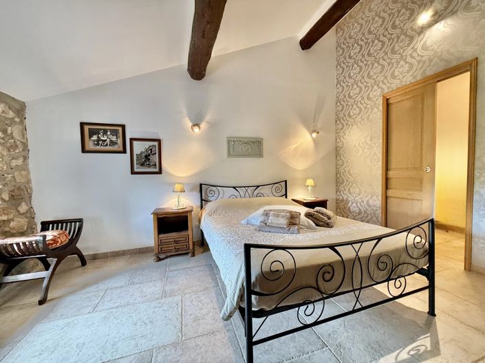 Image No.7-4 Bed House for sale