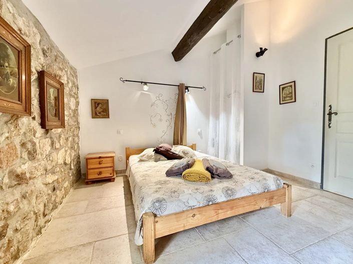 Image No.8-4 Bed House for sale