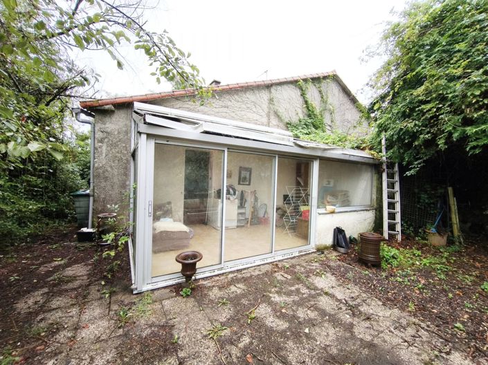 Image No.10-3 Bed House for sale