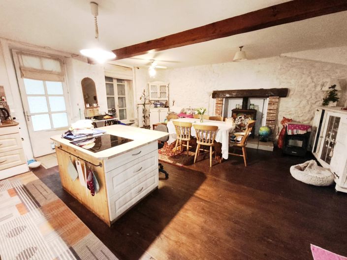 Image No.2-3 Bed House for sale