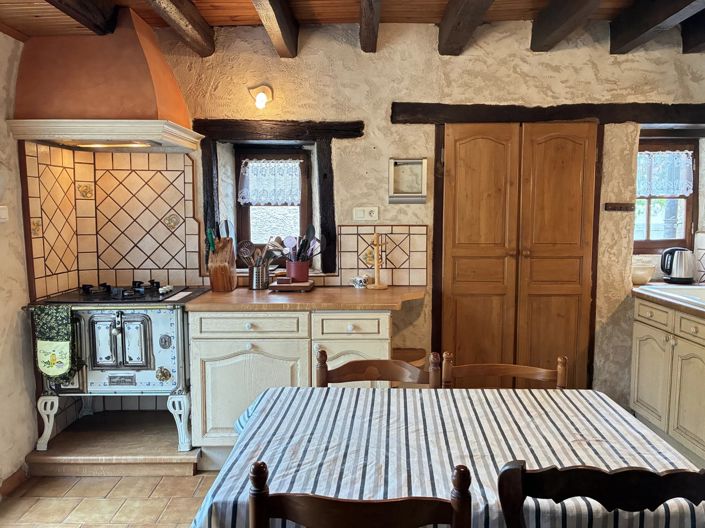 Image No.13-6 Bed House for sale