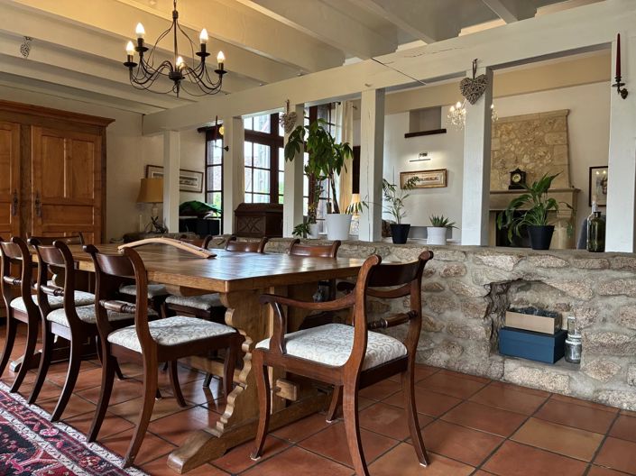 Image No.6-6 Bed House for sale