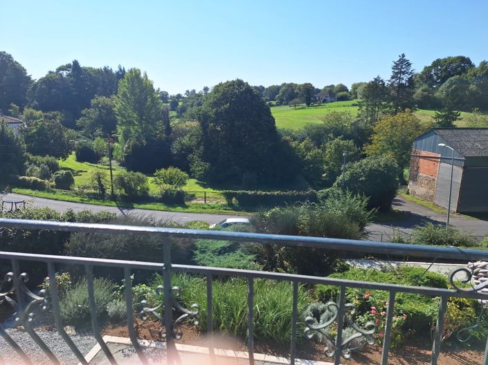 Image No.2-4 Bed House for sale