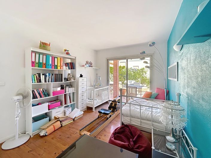 Image No.14-5 Bed House for sale