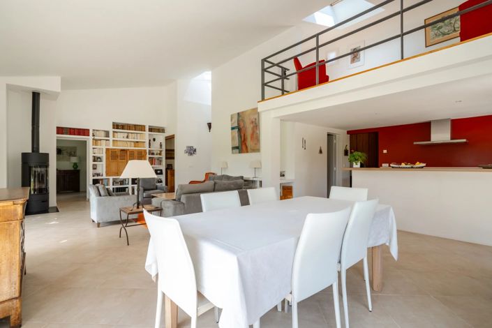 Image No.7-House for sale