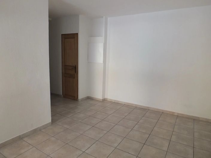 Image No.3-Commercial for sale