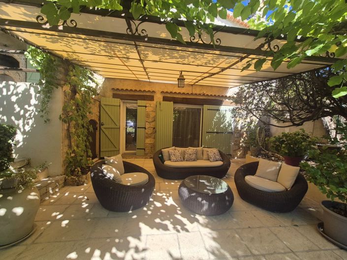 Image No.14-3 Bed House for sale