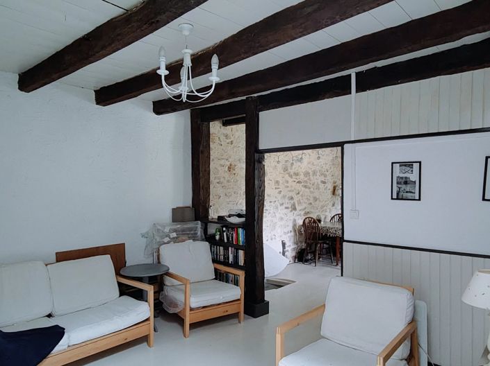 Image No.6-2 Bed House for sale