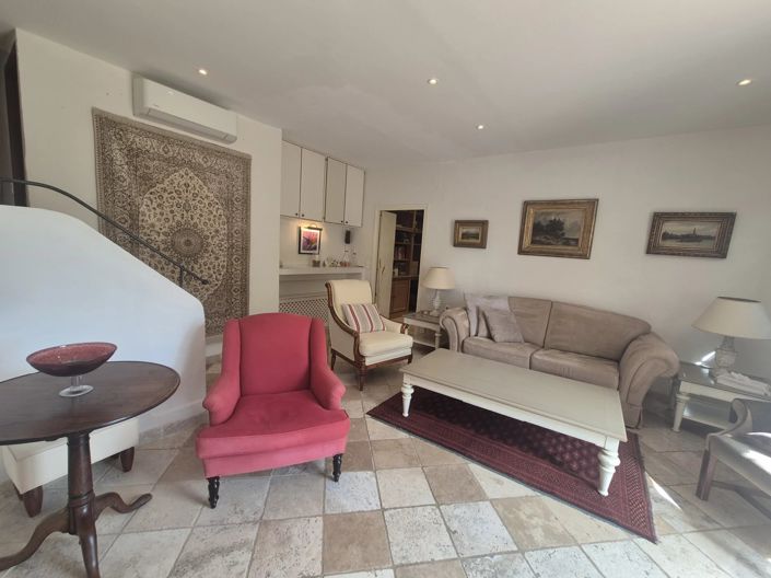 Image No.14-5 Bed House for sale