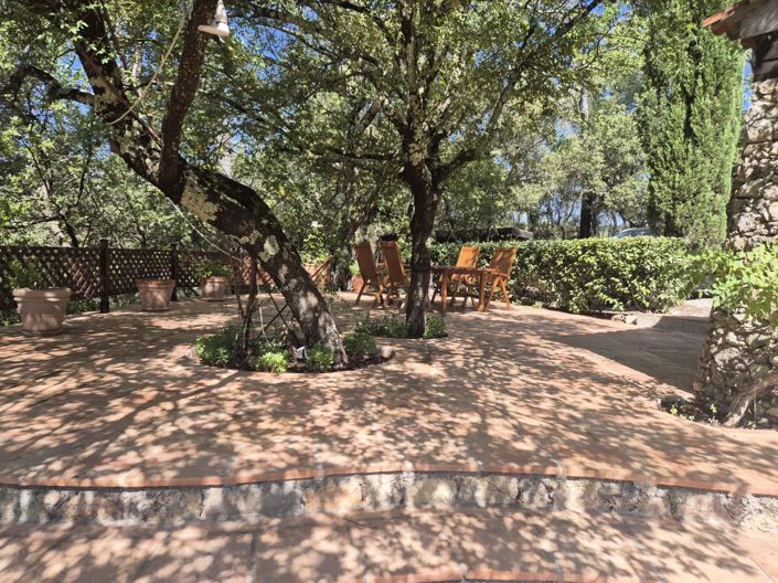 Image No.3-5 Bed House for sale