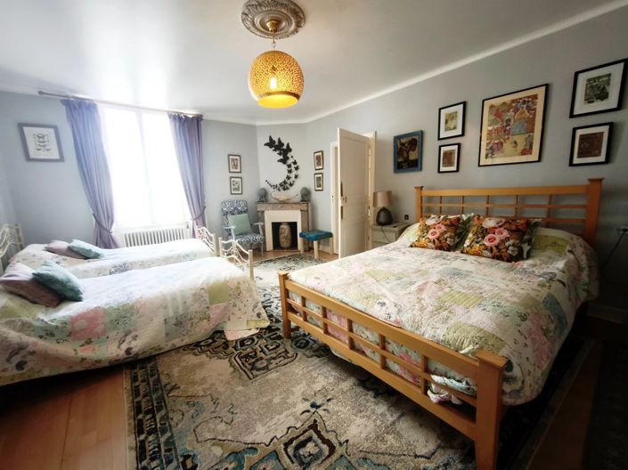 Image No.11-7 Bed House for sale