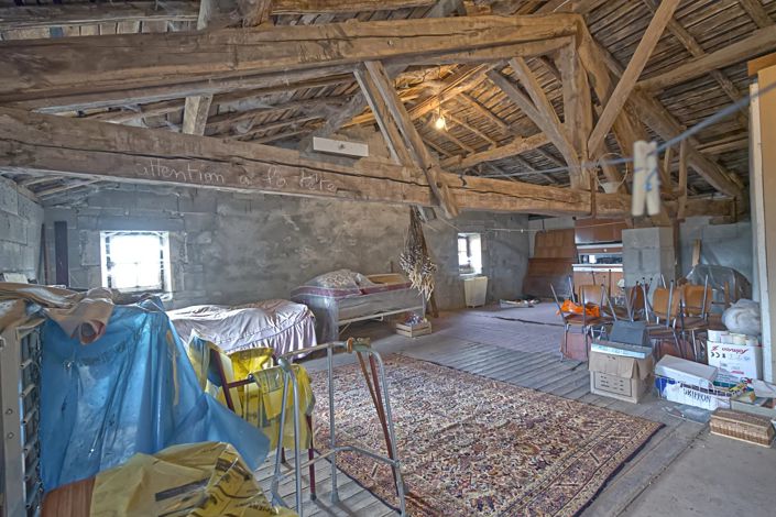 Image No.13-4 Bed Farmhouse for sale