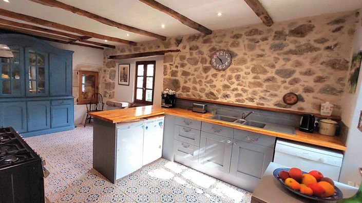 Image No.5-7 Bed House for sale