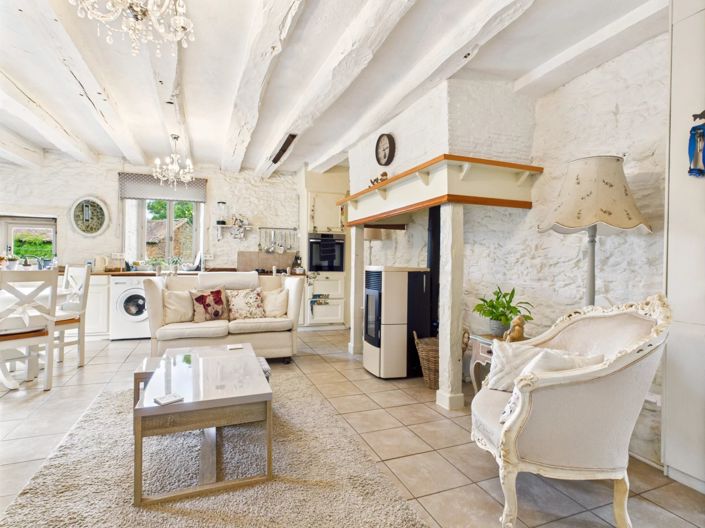 Image No.6-3 Bed House for sale