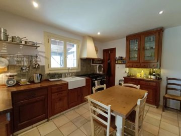 24da82dc316ad47eebc47bba36811b67c371bcc3ee192