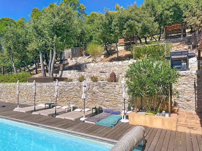 Image No.3-8 Bed House for sale