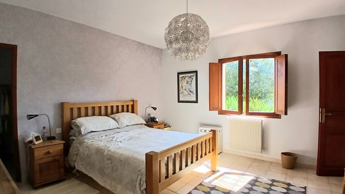 Image No.13-4 Bed House for sale