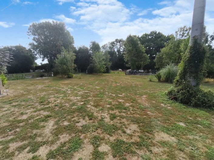 Image No.15-4 Bed Farmhouse for sale