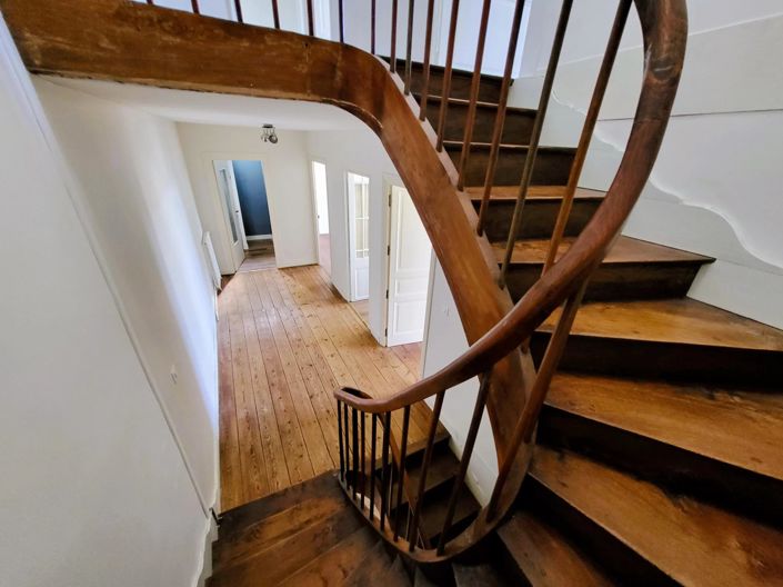 Image No.5-5 Bed House for sale