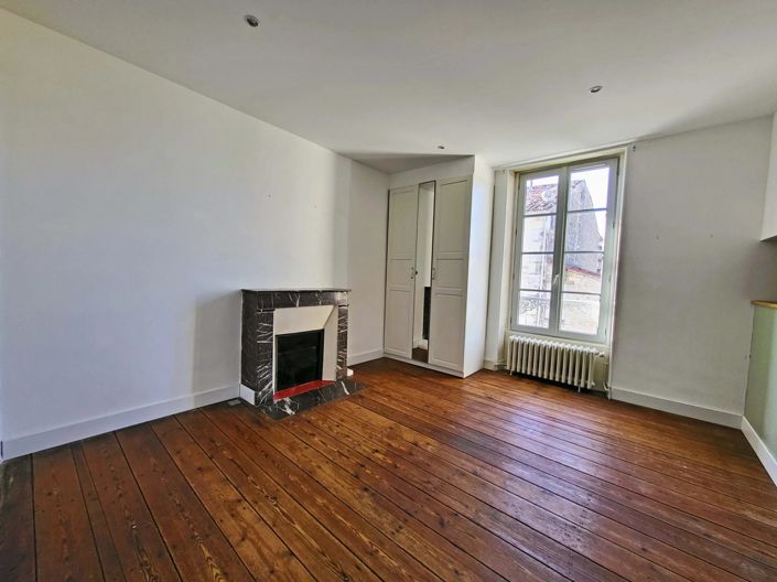 Image No.7-5 Bed House for sale