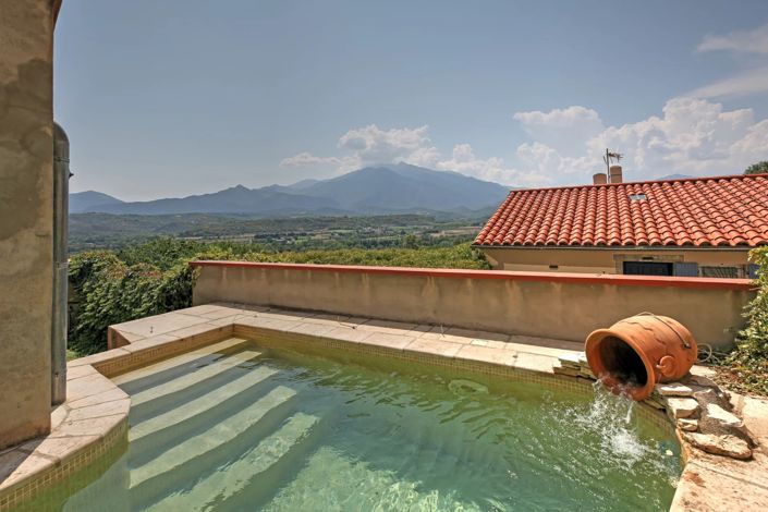 Image No.1-3 Bed Village House for sale