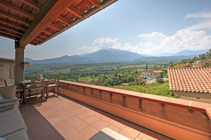 Image No.13-3 Bed Village House for sale