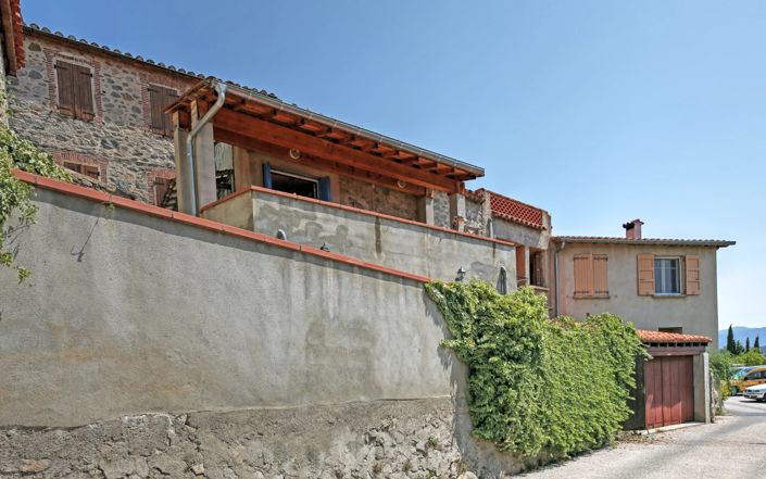 Image No.6-3 Bed Village House for sale