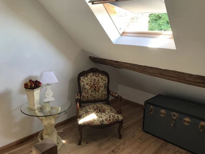 Image No.12-2 Bed House for sale