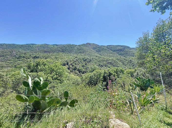 Image No.11-5 Bed House for sale