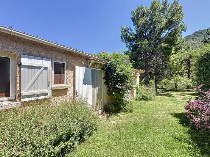 Image No.12-5 Bed House for sale