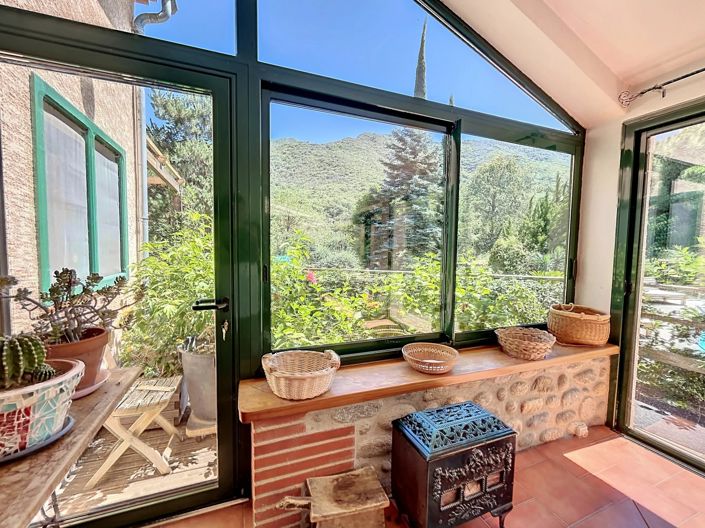 Image No.2-5 Bed House for sale