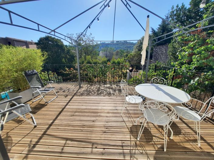 Image No.8-3 Bed House for sale