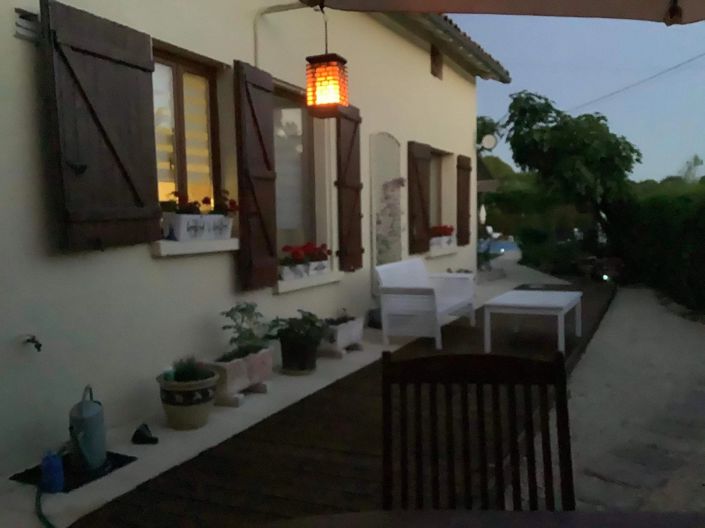 Image No.2-4 Bed House for sale