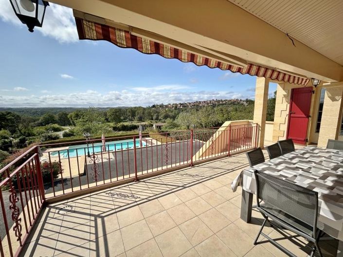 Image No.5-5 Bed House for sale