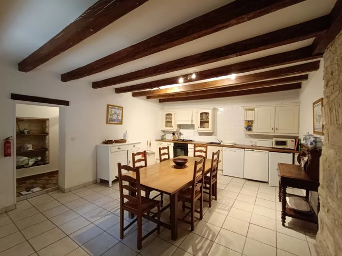 Image No.11-7 Bed House for sale