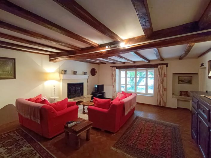 Image No.12-7 Bed House for sale