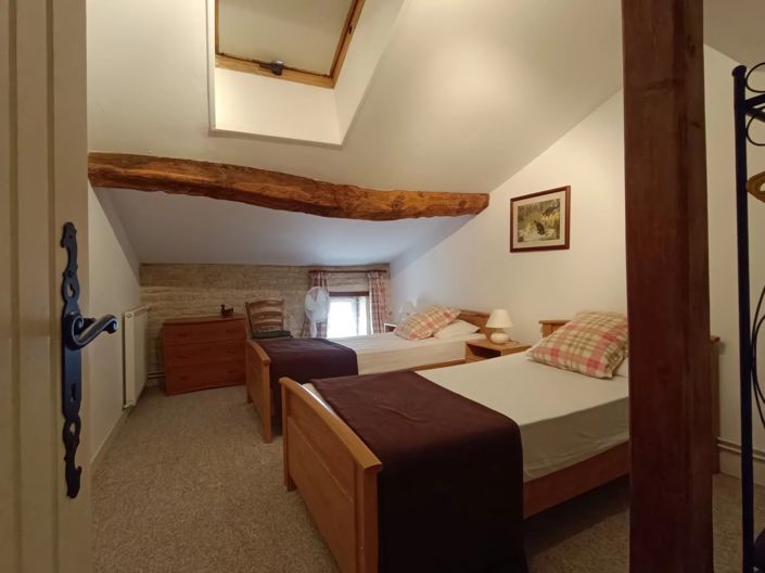 Image No.15-7 Bed House for sale