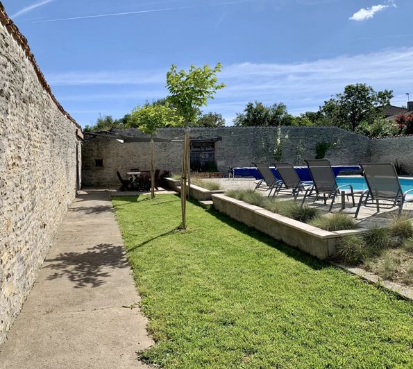 Image No.14-6 Bed House for sale