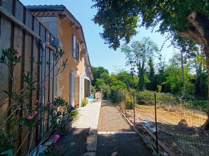 Image No.14-3 Bed House for sale