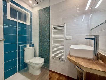 efdad025fe6ac9f2a5026351accfd8e176bf2f6214192