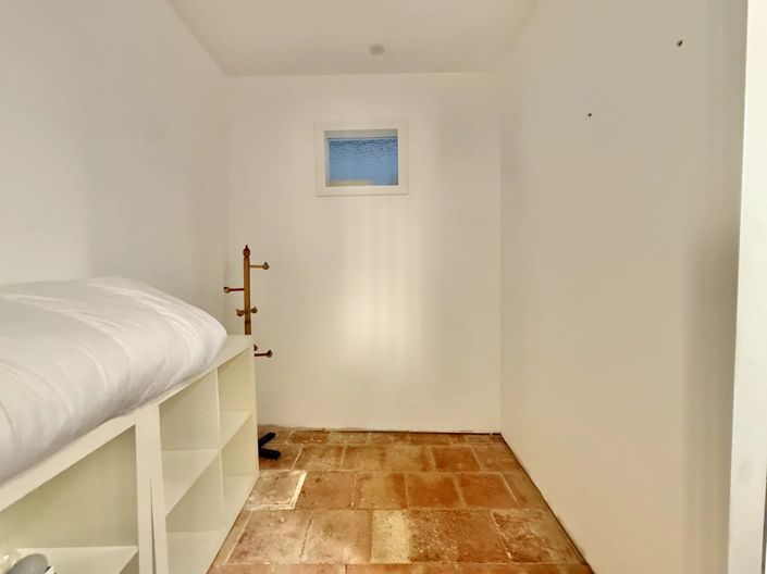 Image No.11-4 Bed House for sale