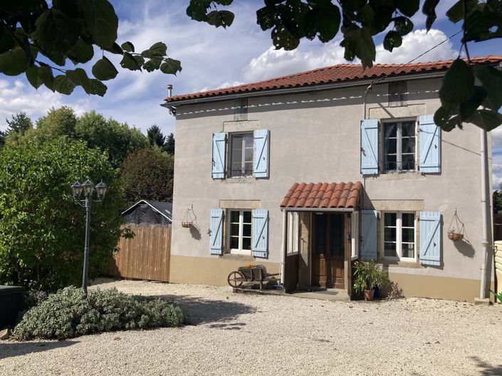 Image No.1-7 Bed House for sale