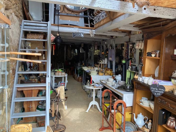 Image No.12-5 Bed House for sale