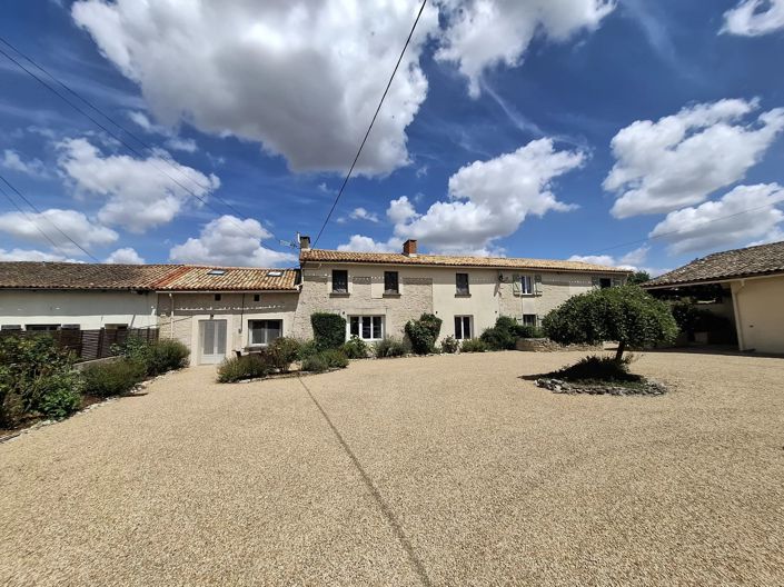 Image No.1-7 Bed Village House for sale