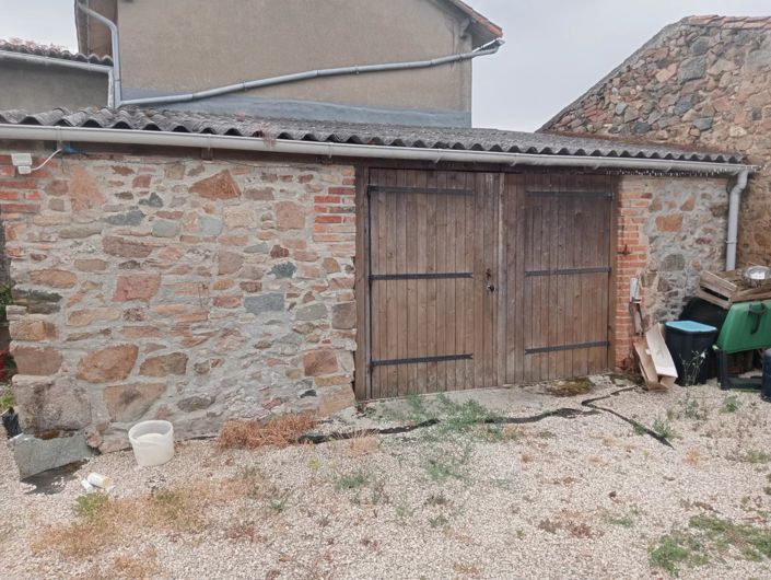 Image No.11-4 Bed Village House for sale