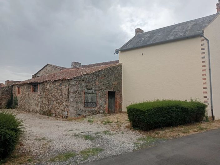 Image No.13-4 Bed Village House for sale