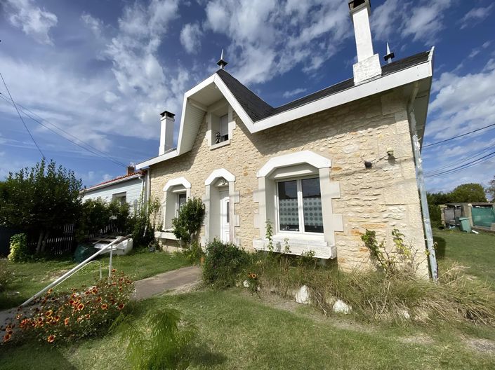 Image No.1-4 Bed House for sale